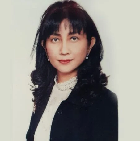 Dr. Dewi Hanggraeni